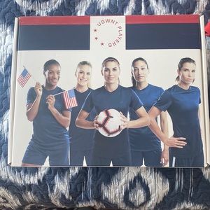 USAWNT collectible box, limited edition
